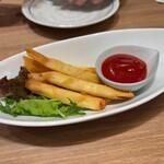 博多ぐるぐるとりかわ 竹乃屋 - 料理写真:チーズ揚げ 539円(税込)