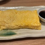 博多ぐるぐるとりかわ 竹乃屋 - うわさの玉子焼き  825円(税込)  ふっくらお召し上がりいただくためにご注文いただいてから手巻きで一本一本焼き上げます。