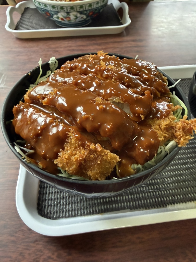 まる てん 食堂