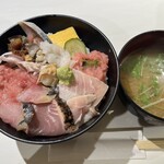 雪月花 - 海鮮丼1,500円