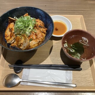 焼肉丼 たれ櫻_1