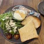 MONZ CAFE - 