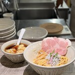 麺食堂くにを - 料理写真:エビワンタンつけ麺　少なめ　1300円