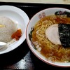 つぼ半 - ラーメンと半チャーハン