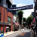 神楽坂フーズガーデン - お祭りの垂れ幕