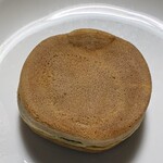 蜂楽饅頭 - 料理写真:饅頭