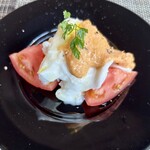 旬彩ダイニング ばんび - 料理写真:パプリカのソースとモッツァレラチーズの相性が抜群です。