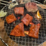 元氣七輪焼肉 牛繁 - 
