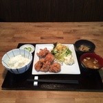 からあげ食堂 黒べえ - 