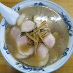 かつ平 - チャーシューメンしょうゆ味のアップ