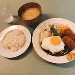 洋食クアトロ - 