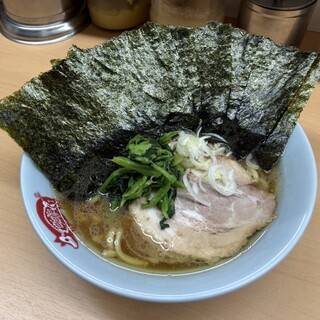 横浜ラーメン 町田家_0