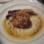 カーザ ヴィニタリア - 真鱈白子のフライパン焼き　ラディッキオ添え