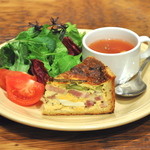 GRANNY SMITH  APPLE PIE & COFFEE  横浜店