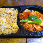 台湾美食　京華樓 - 酢豚弁当