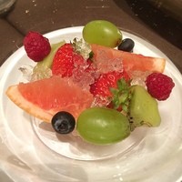 スミレオオサカ - フルーツ盛り合わせ(^O^)／