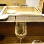 右江田 - ジャン・クロード・ベッサン　シャブリ　プルミエ　クリュ　ラ　フォレ　2011