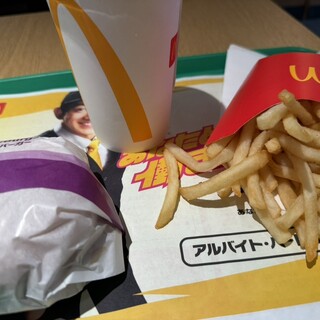 口コミ一覧 : マクドナルド 日本橋三丁目店 - 難波（南海