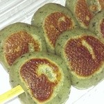 和菓子処 純 - よもぎ団子☆あまりの美味しさに、追加でお持ち帰りしました☆