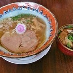 ishiusugemmugijikaseira-memmarugama - 鶏だし魚介系醤油らーめん 750円
