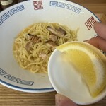 鶏か鶏以外か - 