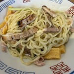 鶏か鶏以外か - 