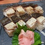 Gom Bee - 焼鯖寿司
