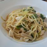 イタリア料理 トト - 白身魚と葱と塩レモンのオイルベーススパゲッティ