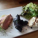 イタリア料理 トト - 前菜、お肉はイノシシの肉だそうです