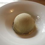 イタリア料理 トト - シチリア産のピスタチオのジェラート