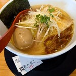 麺屋 燕 - 料理写真:元祖燕ラーメン塩900円+トッピング煮玉子150円