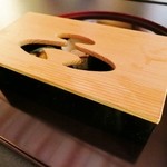 招福樓 - (八寸)がお箱に入って