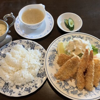 レストラン まなべ_0