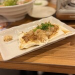大衆とり酒場 とりいちず - 暑い日には冷奴でつね♪(๑ᴖ◡ᴖ๑)♪