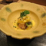 虎白 - 冷し物：蛤 独活 こごみ