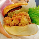 ゼッテリア - 料理写真:日向夏チキンバーガー