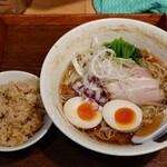 貝出汁らぁ麺 みぎわ - 