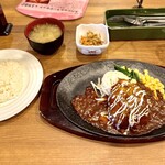 モンブラン - ロシア＋チーズだ　1,250円+100円