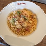 ジョリーパスタ - 料理写真:「エビ・帆立・アスパラのトマトクリームソース」¥990(税込¥1,089)