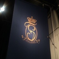 SALONE 2007 - エントランス前にあるSALONE2007の旗