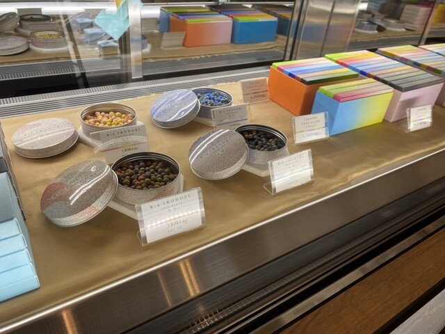 LITTLE MOTHERHOUSE CHOCOLATE FACTORY SHOP - Higashi Ginza
