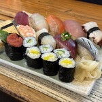 ん寿司 - 右から