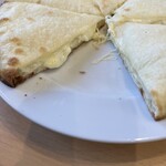 ダルバール - 中からチーズがとろ〜り