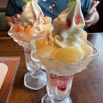 びっくりドンキー - 料理写真: