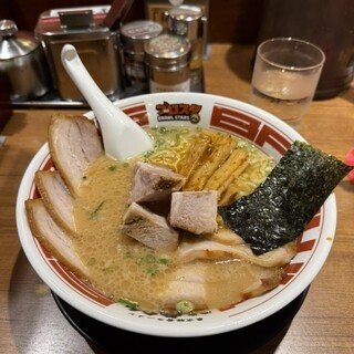 口コミ一覧 : 屯ちん 池袋本店 （とんちん） - 池袋/ラーメン [食べログ]