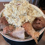 ラーメン豚山 - 料理写真: