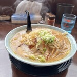 ラーメンさんぱち - 料理写真:
