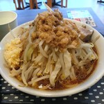 夢の一歩 - 野菜マシマシ、ニンニクマシ、アブラ少なめ