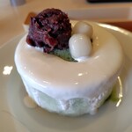 ジョナサン - 料理写真:純氷ドルチェ“淡雪” 西尾のお抹茶と十勝あずきのショートケーキ氷989円