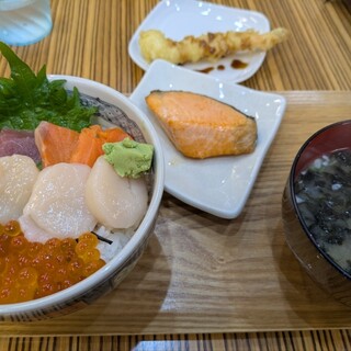 マルイシ食堂_0